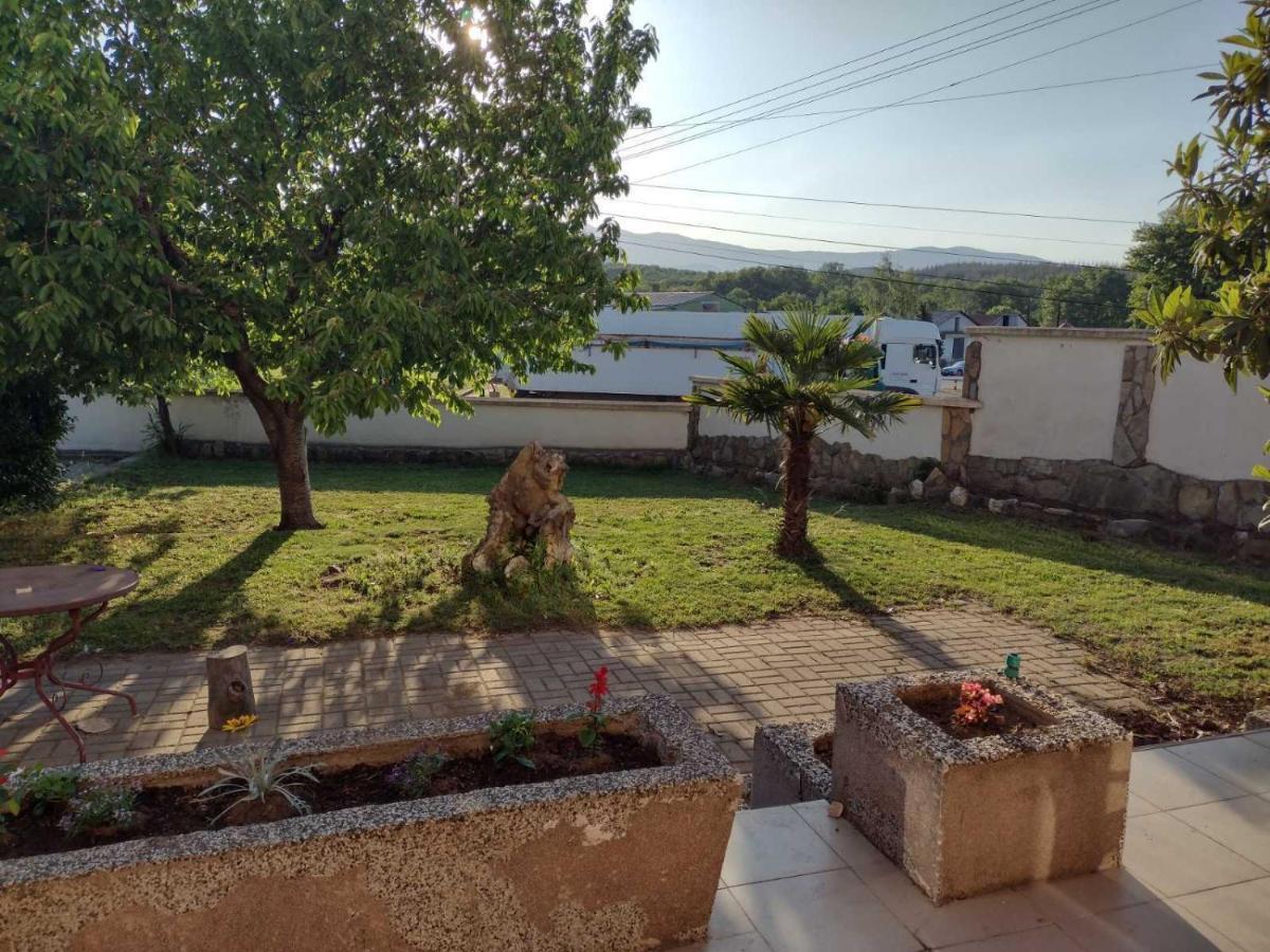 Shale Apartments And Rooms Gevgelija Exterior foto